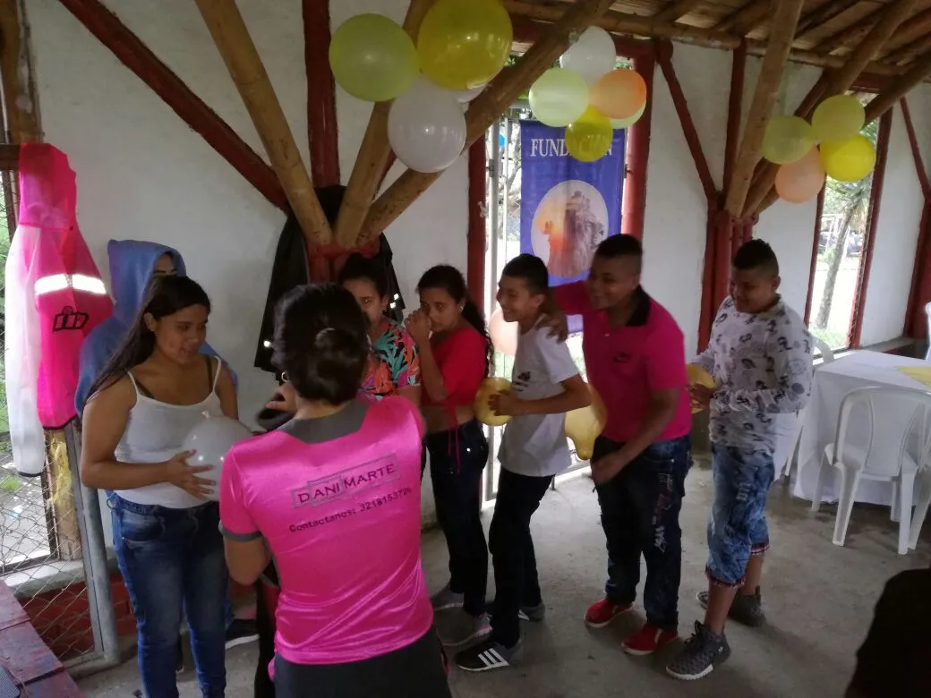 Orientación y liderazgo para jóvenes líderes en el Quindío